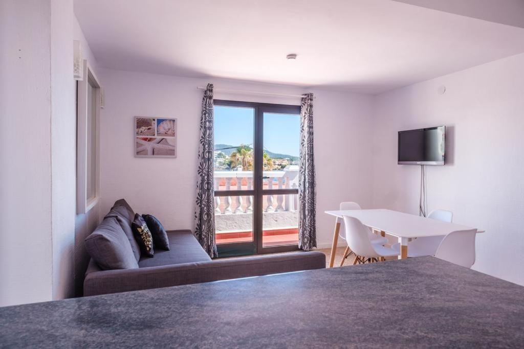 Jacaranda Apartments & Studios Эс-Кана Экстерьер фото